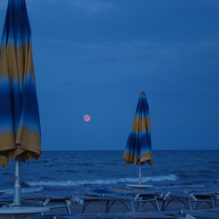 Il Casale Aparthotel Martinsicuro Luaran gambar