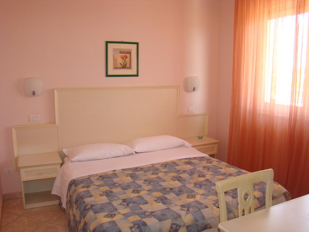 Il Casale Aparthotel Martinsicuro Luaran gambar